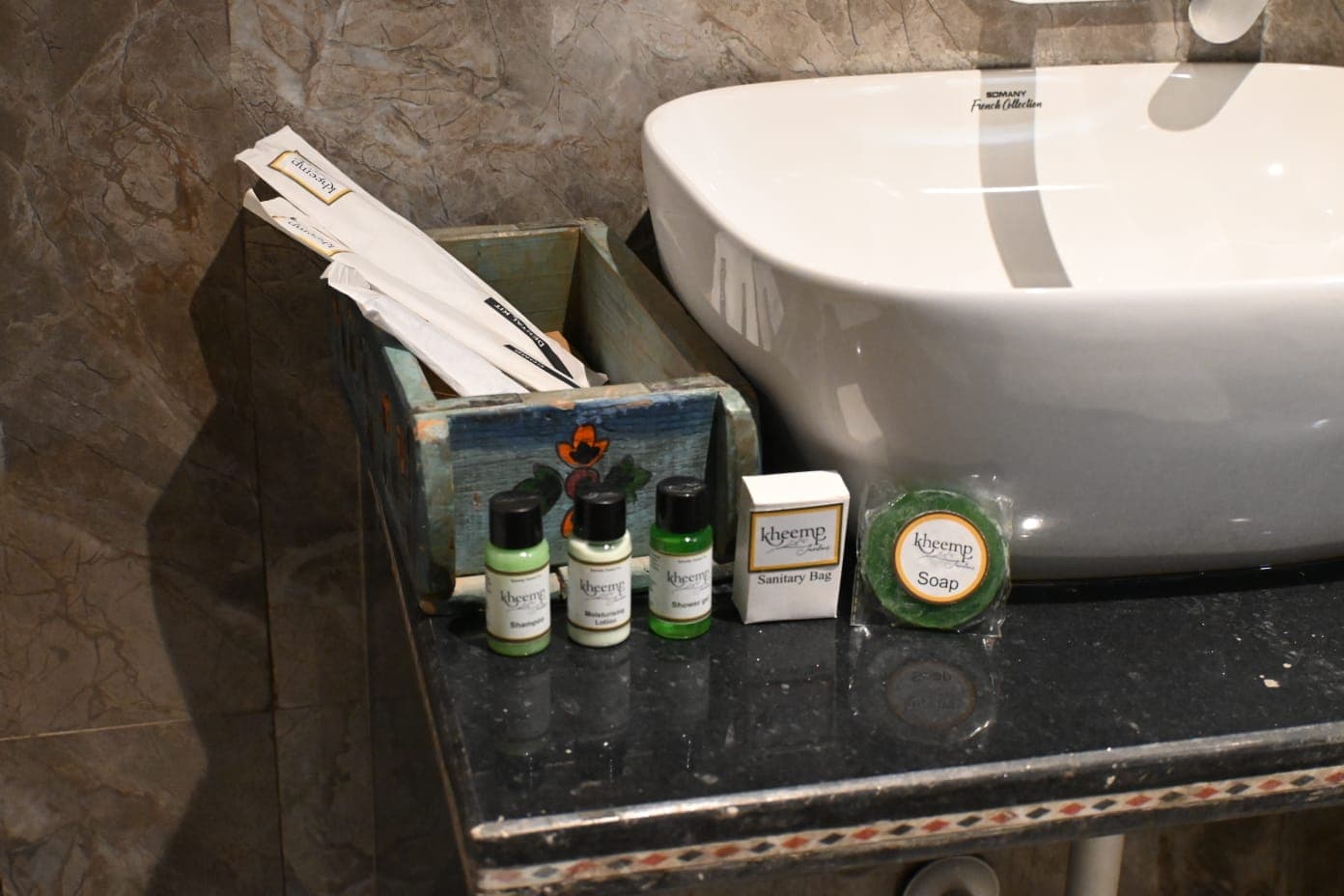 Deluxe Room - Image 1